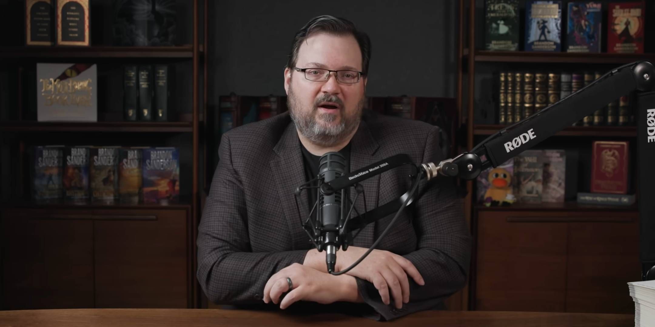Mobile gaming: la gemma positiva che stupisce secondo brandon sanderson Mobile gaming: la gemma positiva che stupisce secondo brandon sanderson