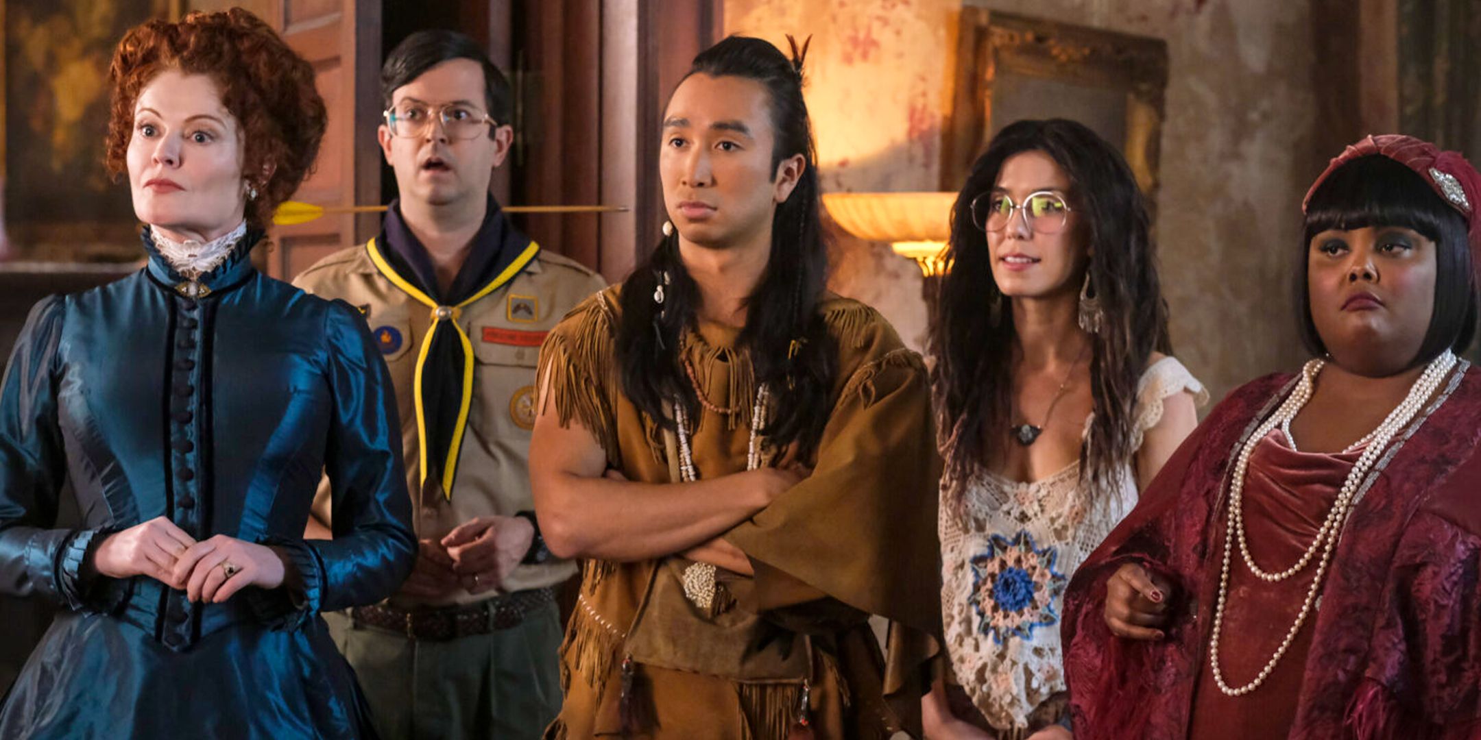 Ghosts: la nuova sitcom continua il trend di successo della serie Ghosts: la nuova sitcom continua il trend di successo della serie