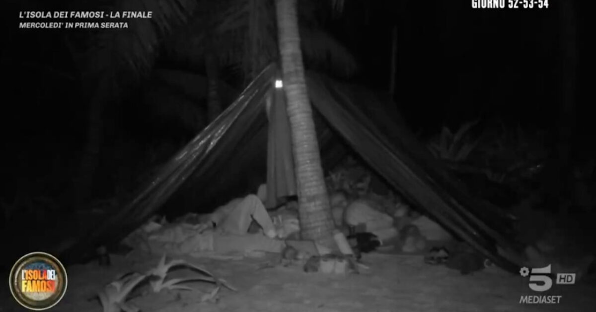 isola dei famosi dramma e tragedia colpiscono i naufraghi in una notte difficile