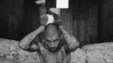 Uscita a sorpresa di due album: funziona davvero la strategia del drop inaspettato?