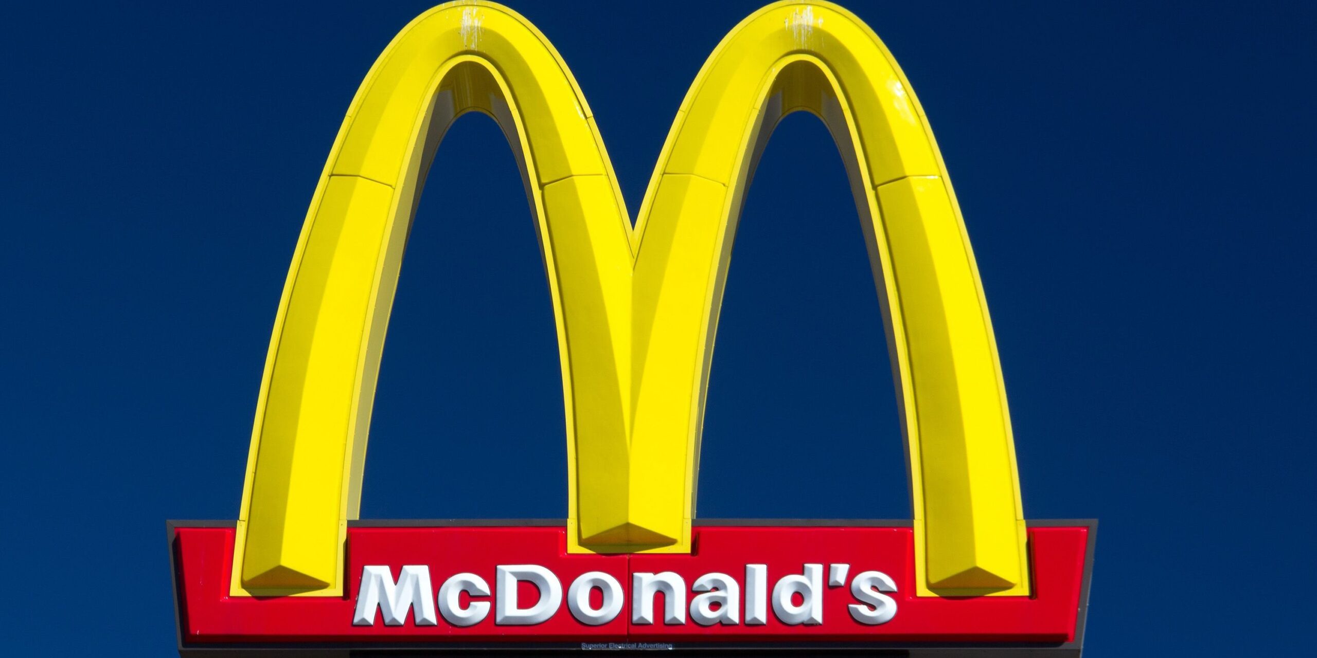 Mcdonald’s rilancia un famoso piatto dopo 50 anni Mcdonald’s rilancia un famoso piatto dopo 50 anni