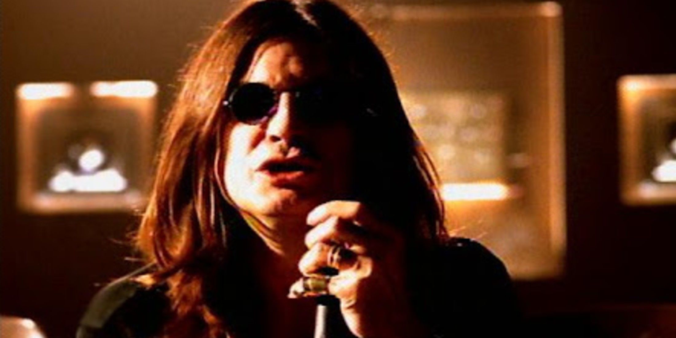 Tributi toccanti per il leggendario padrino del heavy metal Tributi toccanti per il leggendario padrino del heavy metal