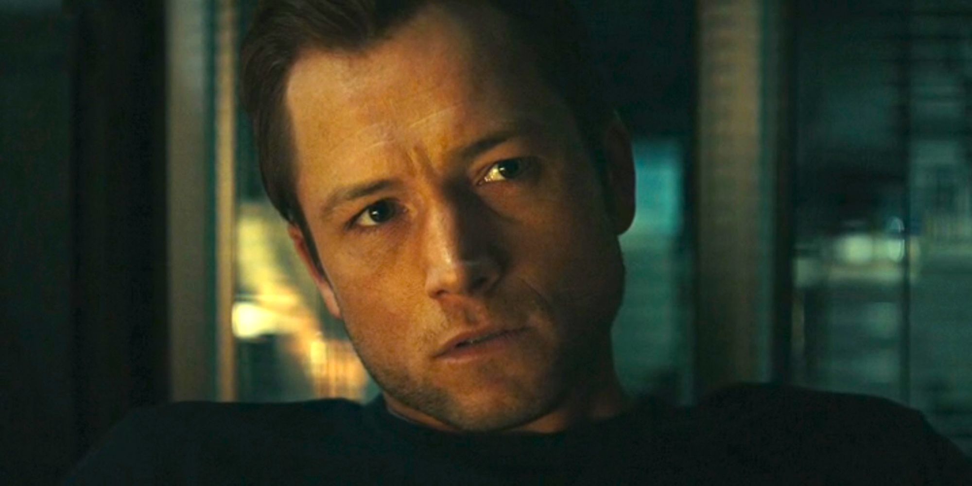 Taron egerton spiega la scelta di dave dopo l’incendio di freddy in smoke episodio 5