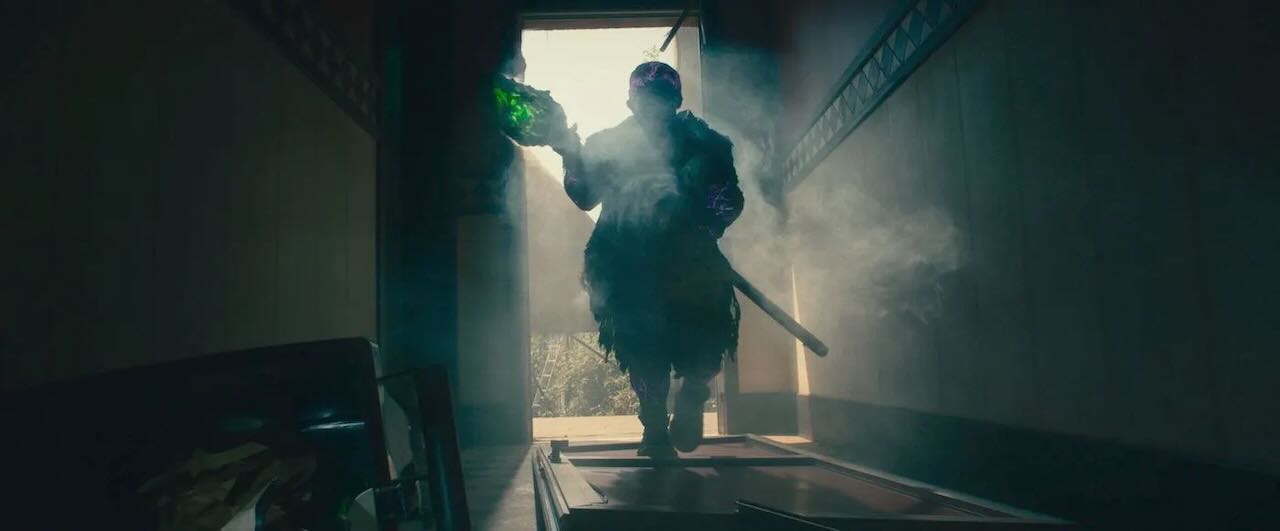 il trailer ufficiale di the toxic avenger svelato al comic con