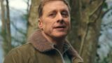 Resident alien diventa finalmente il fantastico sci-fi che avrebbe dovuto essere dopo 40 episodi