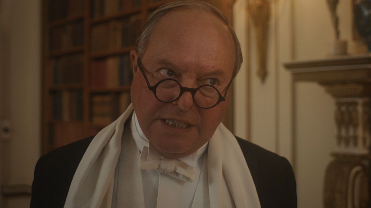 Churchill avverte le sorelle mitford su hitler in un episodio scandaloso Churchill avverte le sorelle mitford su hitler in un episodio scandaloso