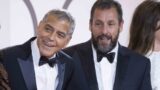 Venezia 82: jay kelly sul red carpet con george clooney, adam sandler e laura dern