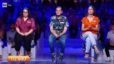 I ferri vecchi conquistano reazione a catena con intesa e ironia