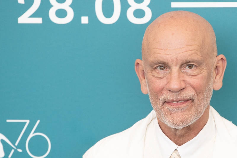 john malkovich entra nel cast della serie romantica prodigies su apple tv