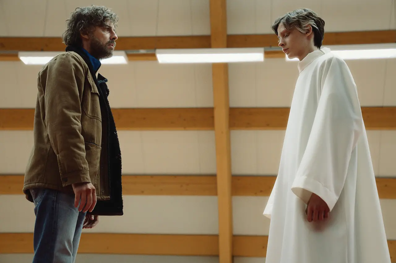 Valle dei sorrisi: recensione del film di paolo strippoli a venezia 82