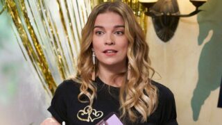 Kevin can f**k himself: annie murphy protagonista in una commedia nera con il 91% di valutazioni positive