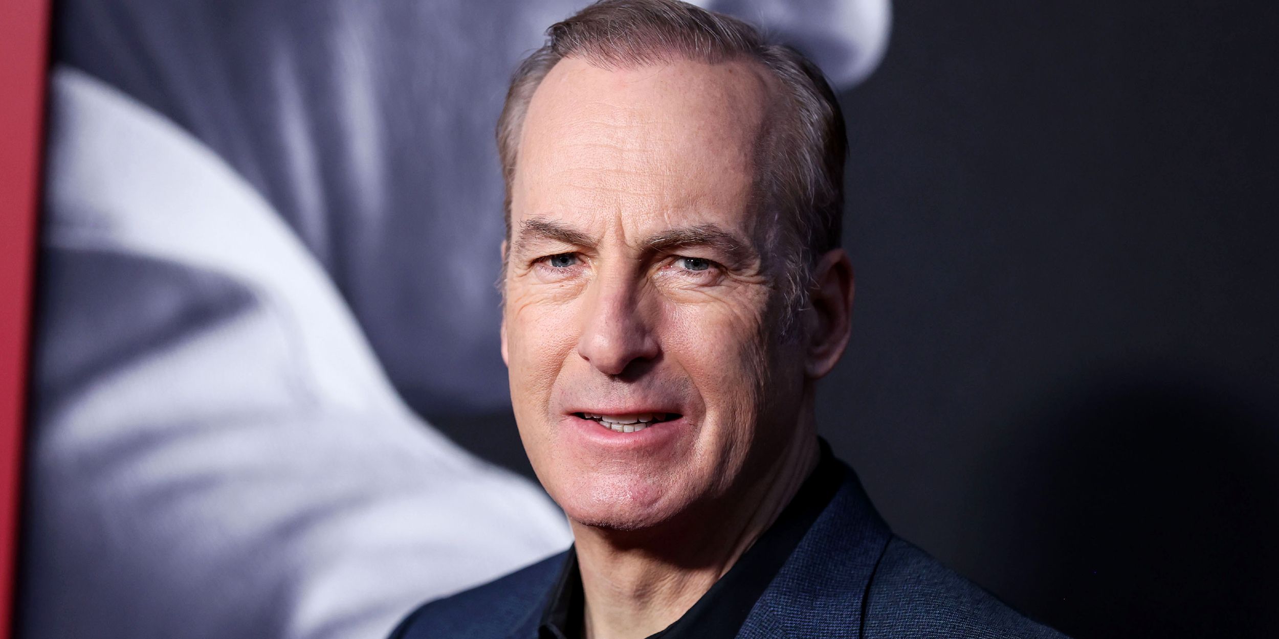 Il remake di The Room: Bob Odenkirk parla di Tommy Wiseau e del suo coinvolgimento