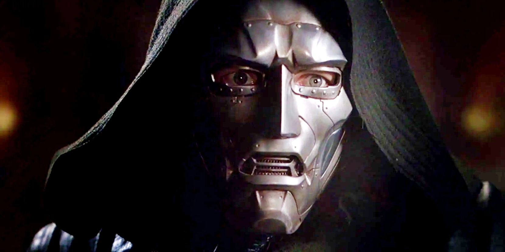 Il costume di dottor destino svela il potere del villain di robert downey jr.