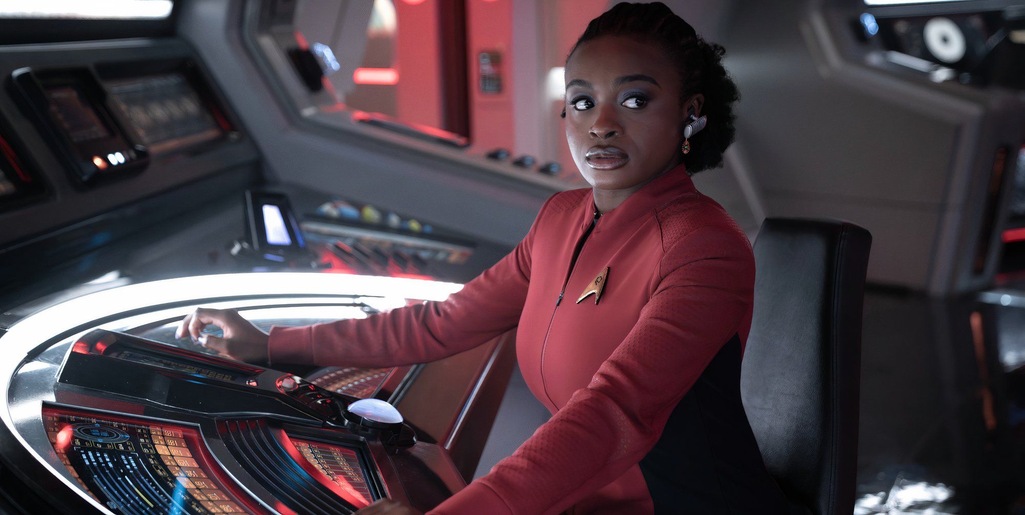 strange new worlds s3e7 spock e chapel in un destino incerto