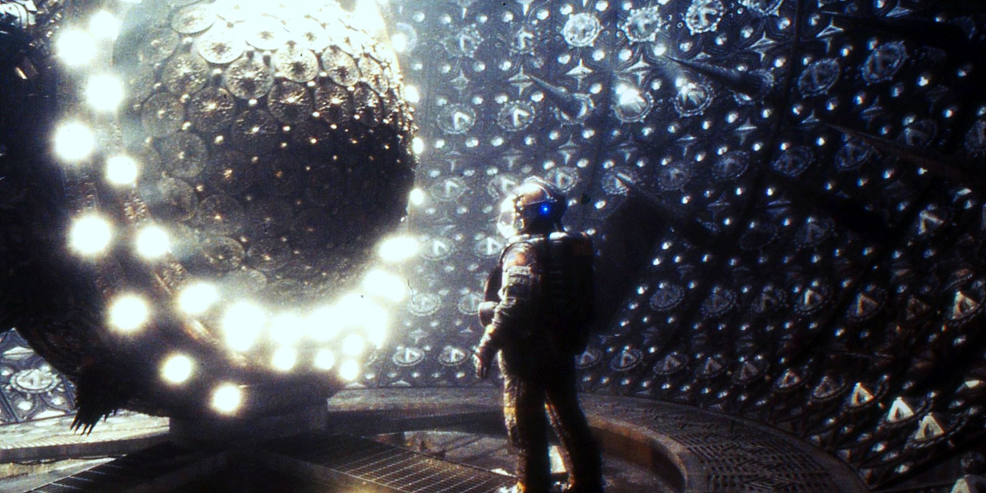 Event horizon: il prequel di dark descent è finalmente disponibile