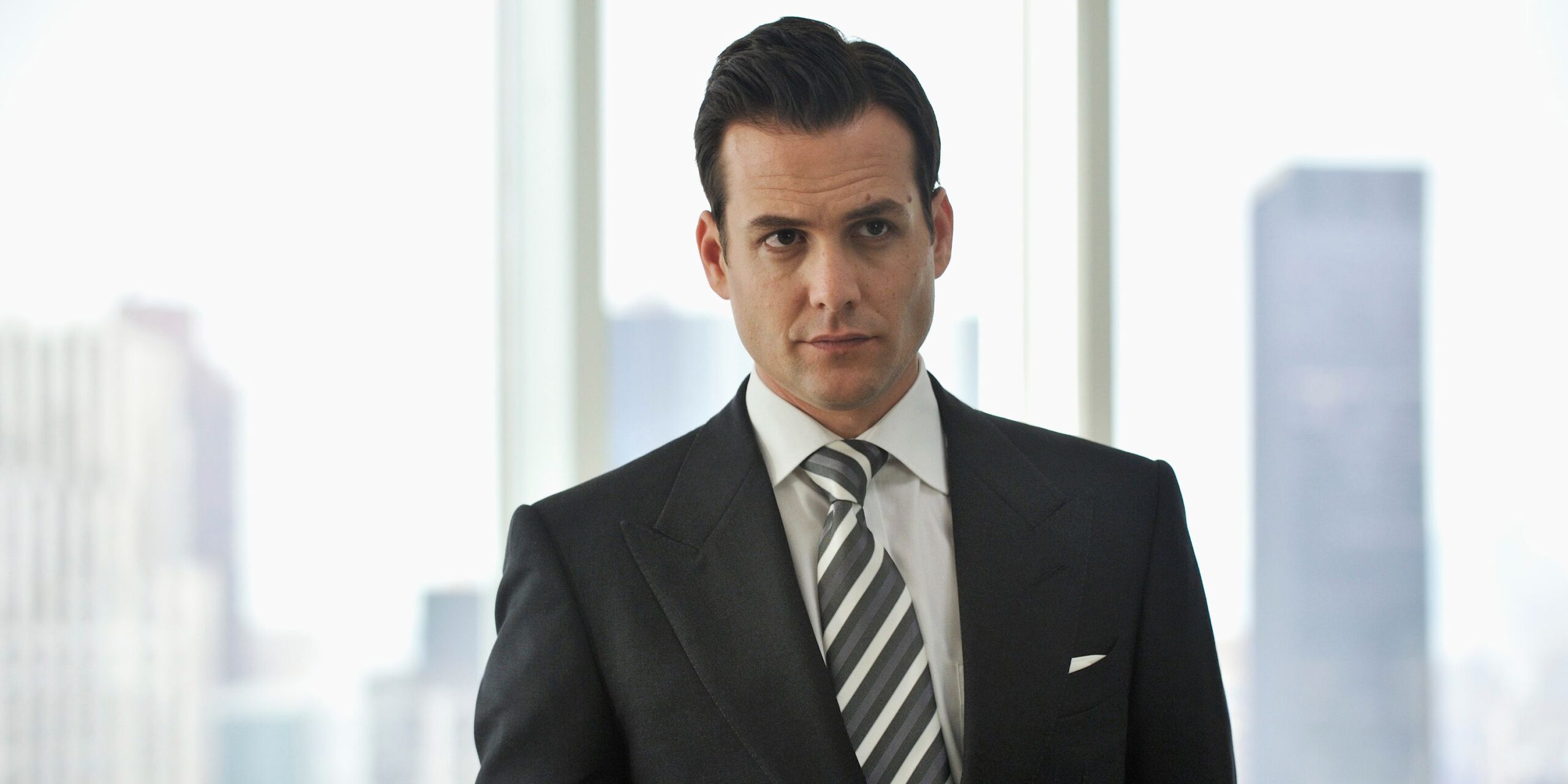 Louis litt: il cattivo principale di suits e perché la sua storia non ha avuto seguito Louis litt: il cattivo principale di suits e perché la sua storia non ha avuto seguito