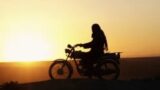Cutting through rocks, recensione del film di sara khaki e mohammadreza eyini