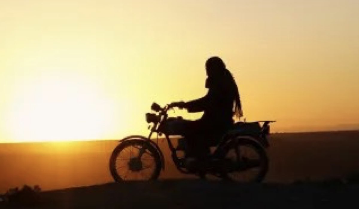 Cutting through rocks, recensione del film di sara khaki e mohammadreza eyini