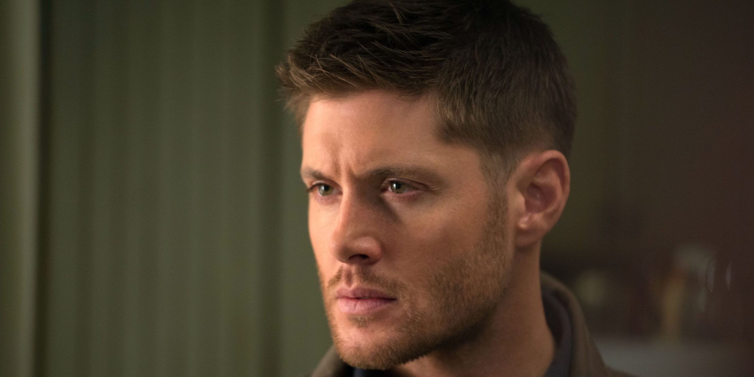 Il ritorno di jensen ackles in the winchesters rivela i difetti del prequel Il ritorno di jensen ackles in the winchesters rivela i difetti del prequel