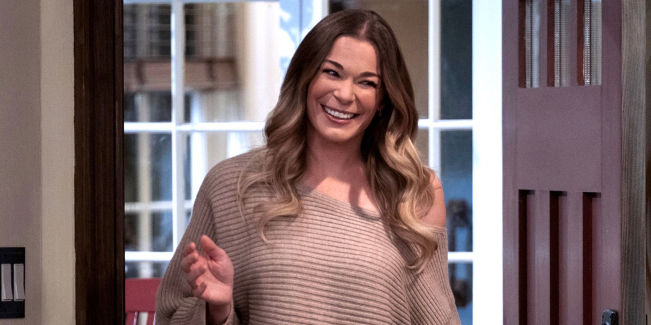 Casting di 9 1 1: problemi prima del debutto su ABC Casting di 9 1 1: problemi prima del debutto su ABC