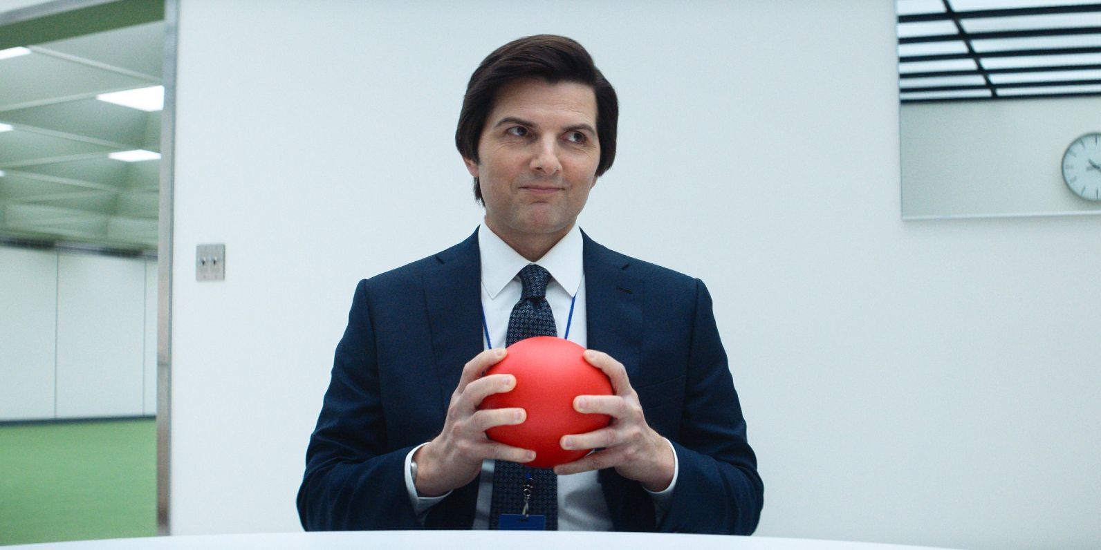 severance un futuro oscuro per mark nella terza stagione