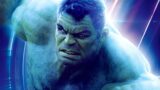 Costume di hulk: trasformazione del look street-wear e pantaloni viola