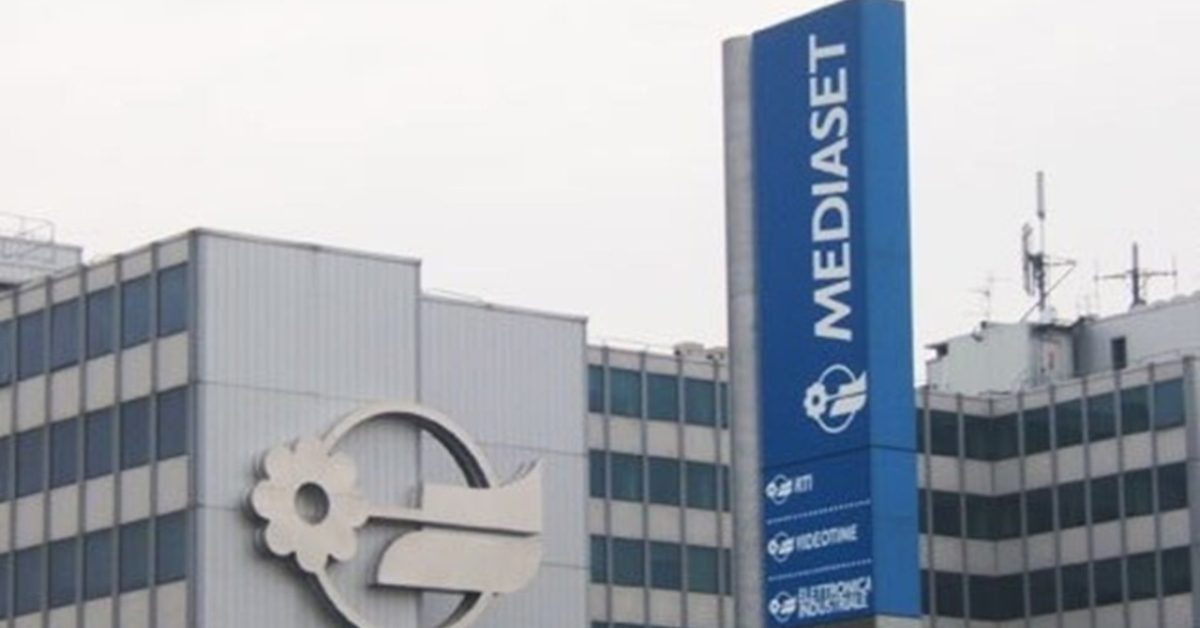 Sospesa la serie mediatica di mediaset provoca l’ira del pubblico Sospesa la serie mediatica di mediaset provoca l’ira del pubblico