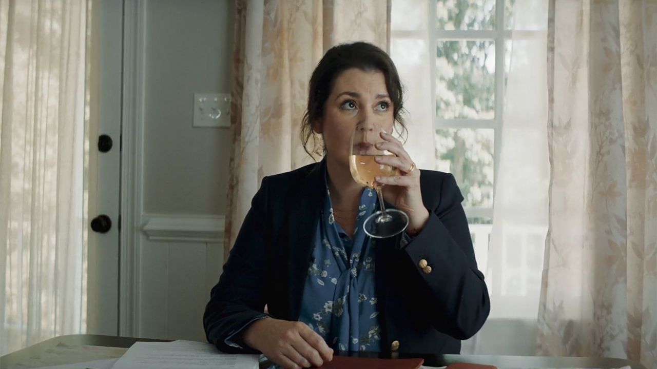 Griffin d’estate: melanie lynskey esausta per il lavoro del figlio drammaturgo Griffin d’estate: melanie lynskey esausta per il lavoro del figlio drammaturgo