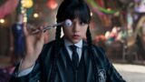Mercoledì stagione 2 prosegue la tradizione orribile della famiglia addams