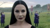 Grandmama addams in wednesday stagione 2: un’interpretazione audace