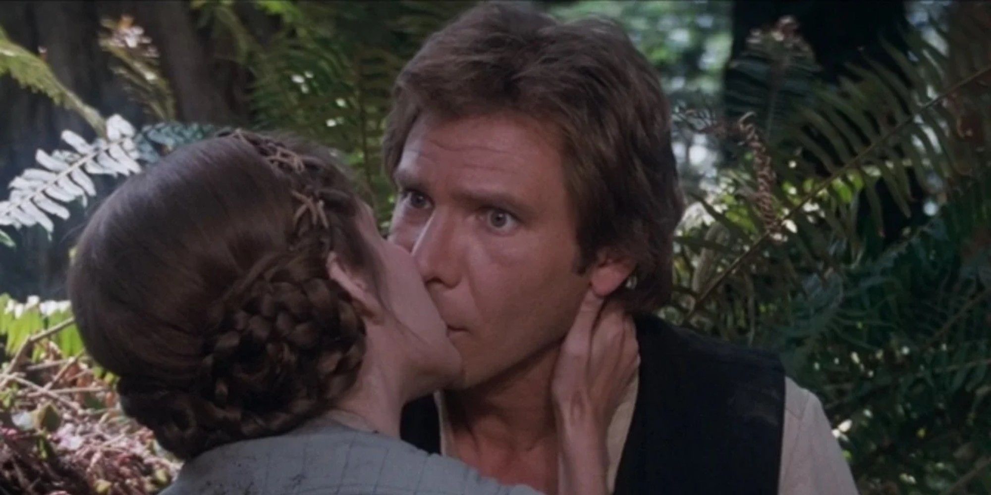 L’amore vero di han solo per il millennium falcon supera quello per leia L’amore vero di han solo per il millennium falcon supera quello per leia