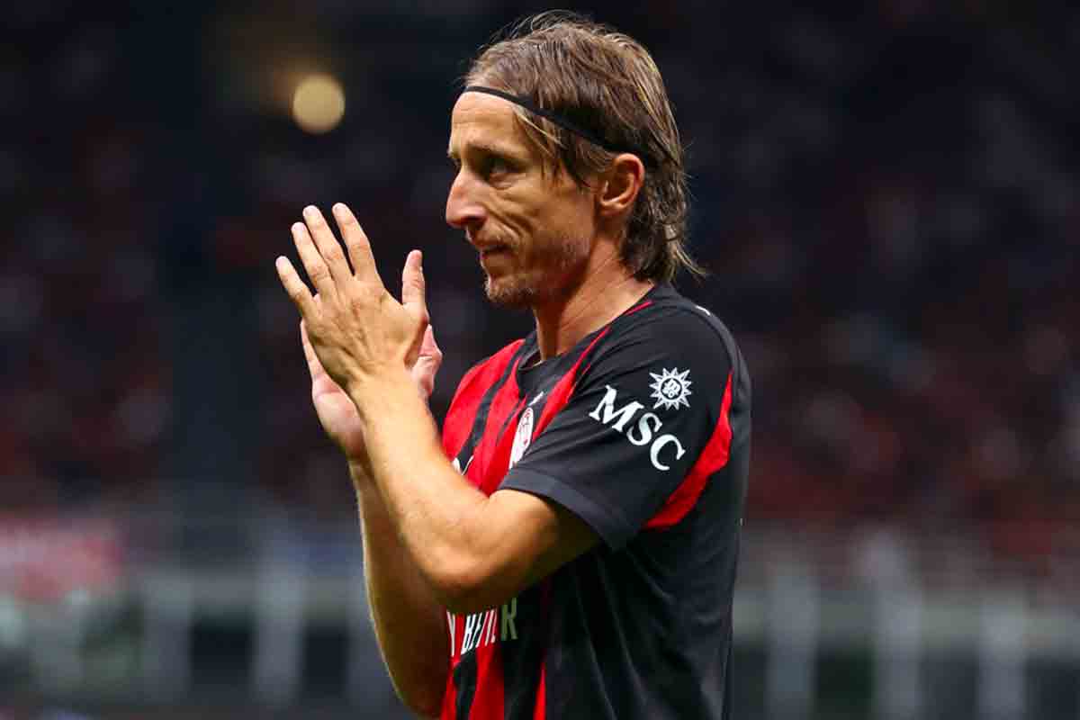 Serie A seconda giornata big match, guida alla programmazione tv e curiosità dai campi Serie A seconda giornata big match, guida alla programmazione tv e curiosità dai campi