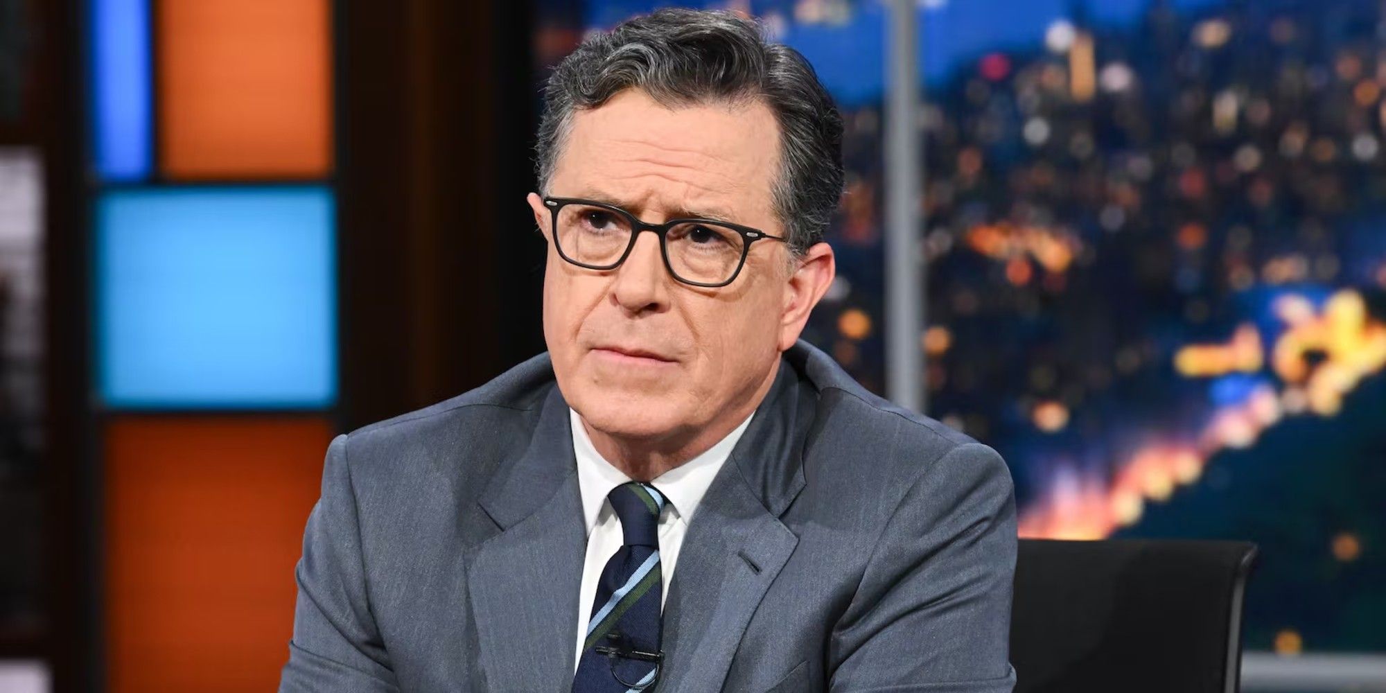Stephen Colbert è Scotty Bristol nella stagione 3 di Elsbeth: ecco la prima anticipazione Stephen Colbert è Scotty Bristol nella stagione 3 di Elsbeth: ecco la prima anticipazione