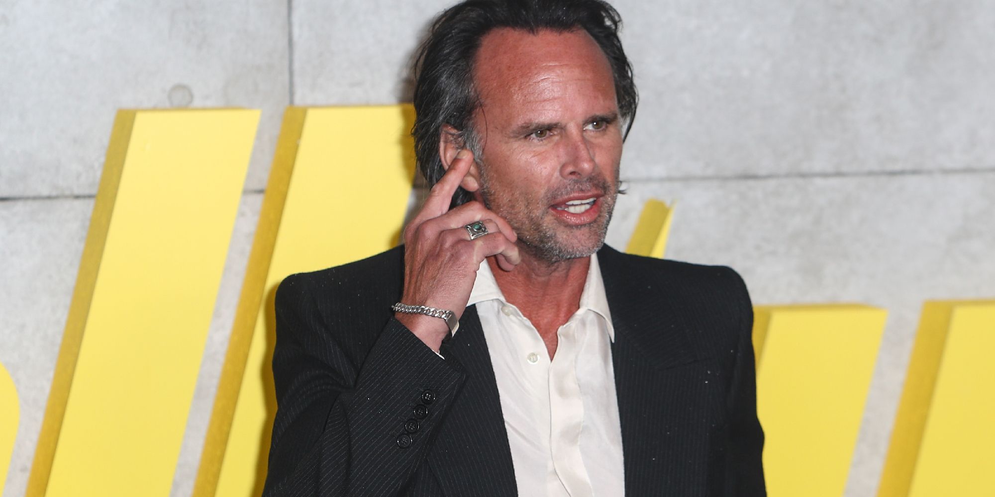 Walton goggins e la sua morte macabra in predators: analisi approfondita