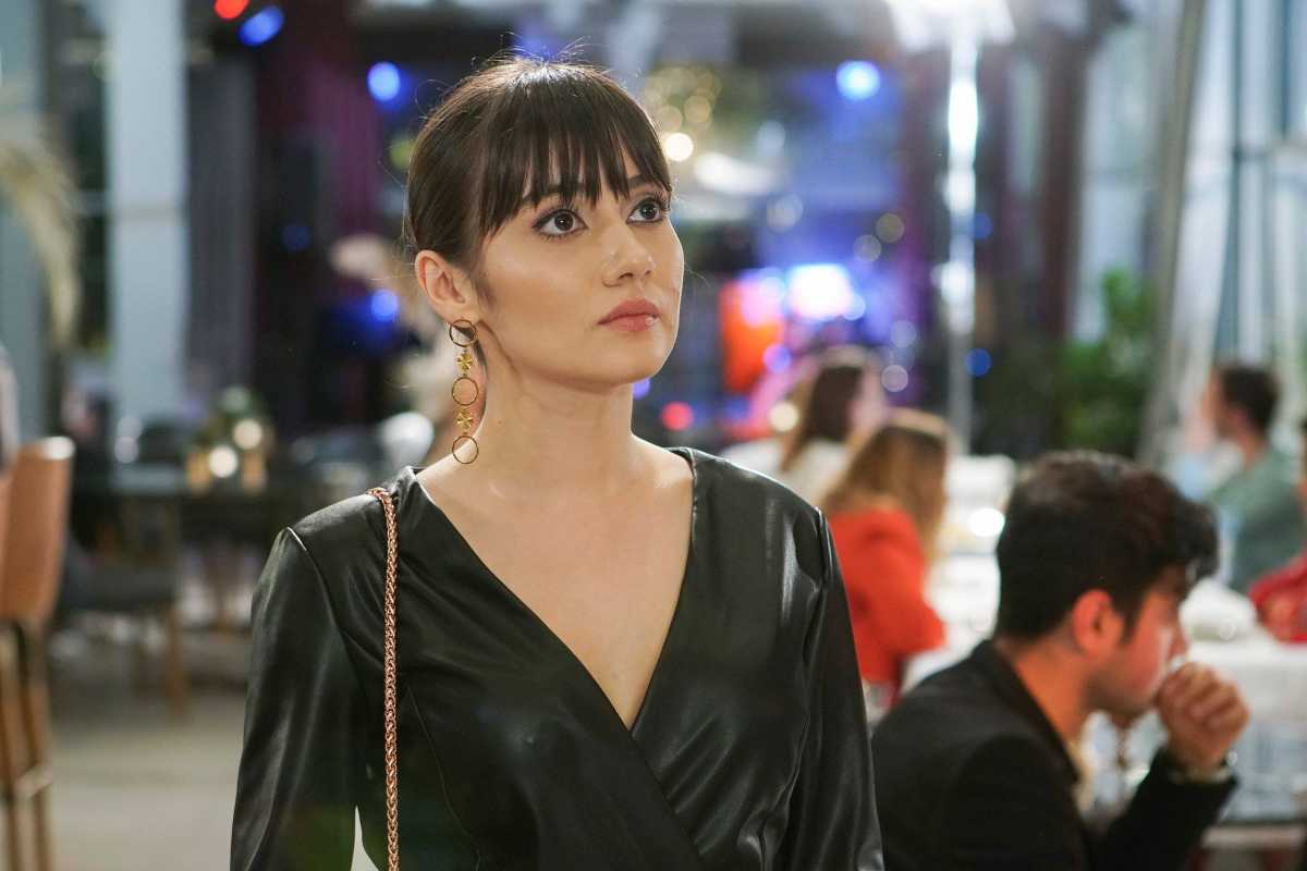 Forbidden fruit, cosa accadrà a Zeynep nella nuova stagione? Forbidden fruit, cosa accadrà a Zeynep nella nuova stagione?