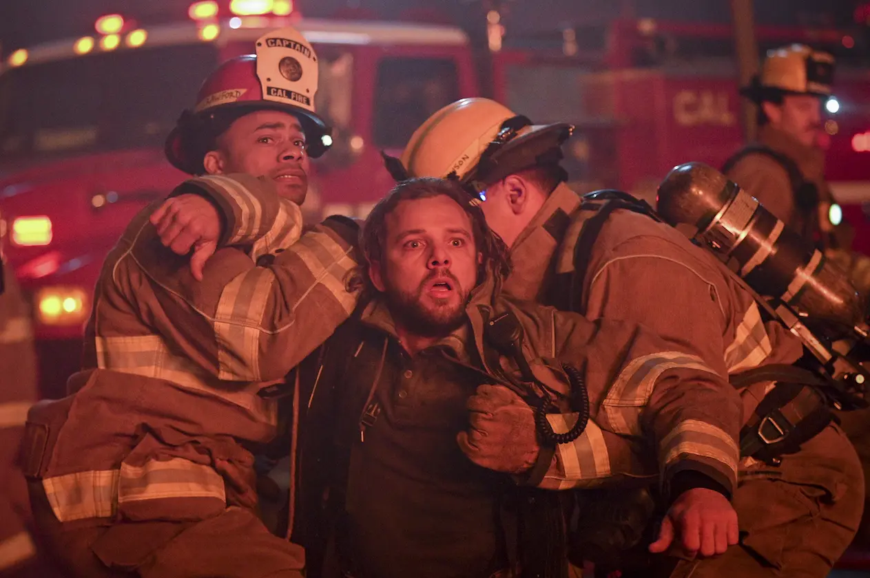 fire country stagione 4 trailer con max thieriot svela nuove emozioni