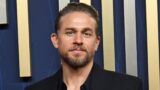 Charlie Hunnam parla di un serial killer definito ‘gentile’ nella nuova serie Netflix