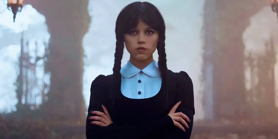 Mercoledì stagione 2: i colpi di scena del finale svelati dagli showrunner Mercoledì stagione 2: i colpi di scena del finale svelati dagli showrunner