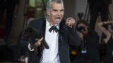 Venezia 82 red carpet di Piero Pelù: le foto più emozionanti