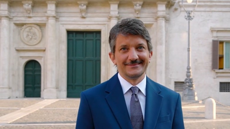 Realpolitik: il  talk show di rete 4 dal 17 settembre con temi e interviste interessanti