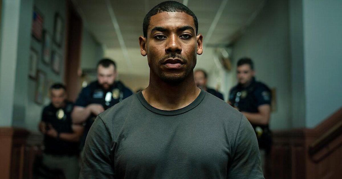 Film d’azione intenso vincitore di Emmy con il favorito di James Bond disponibile su Netflix Film d’azione intenso vincitore di Emmy con il favorito di James Bond disponibile su Netflix