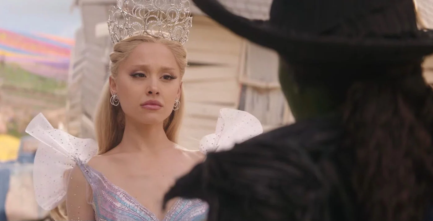 Wicked parte 2, il trailer finale mostra lo scontro tra Elphaba e Glinda