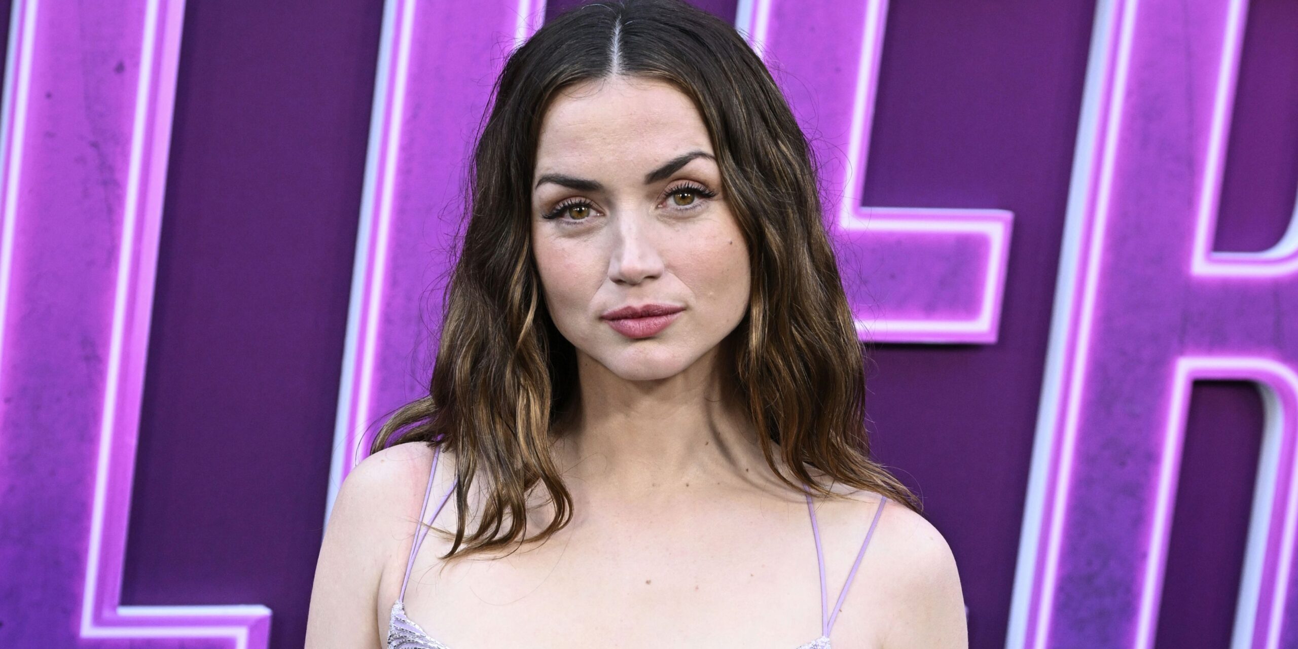 Ana de Armas nuova Wonder Woman: il cambiamento che rende possibile il casting Ana de Armas nuova Wonder Woman: il cambiamento che rende possibile il casting