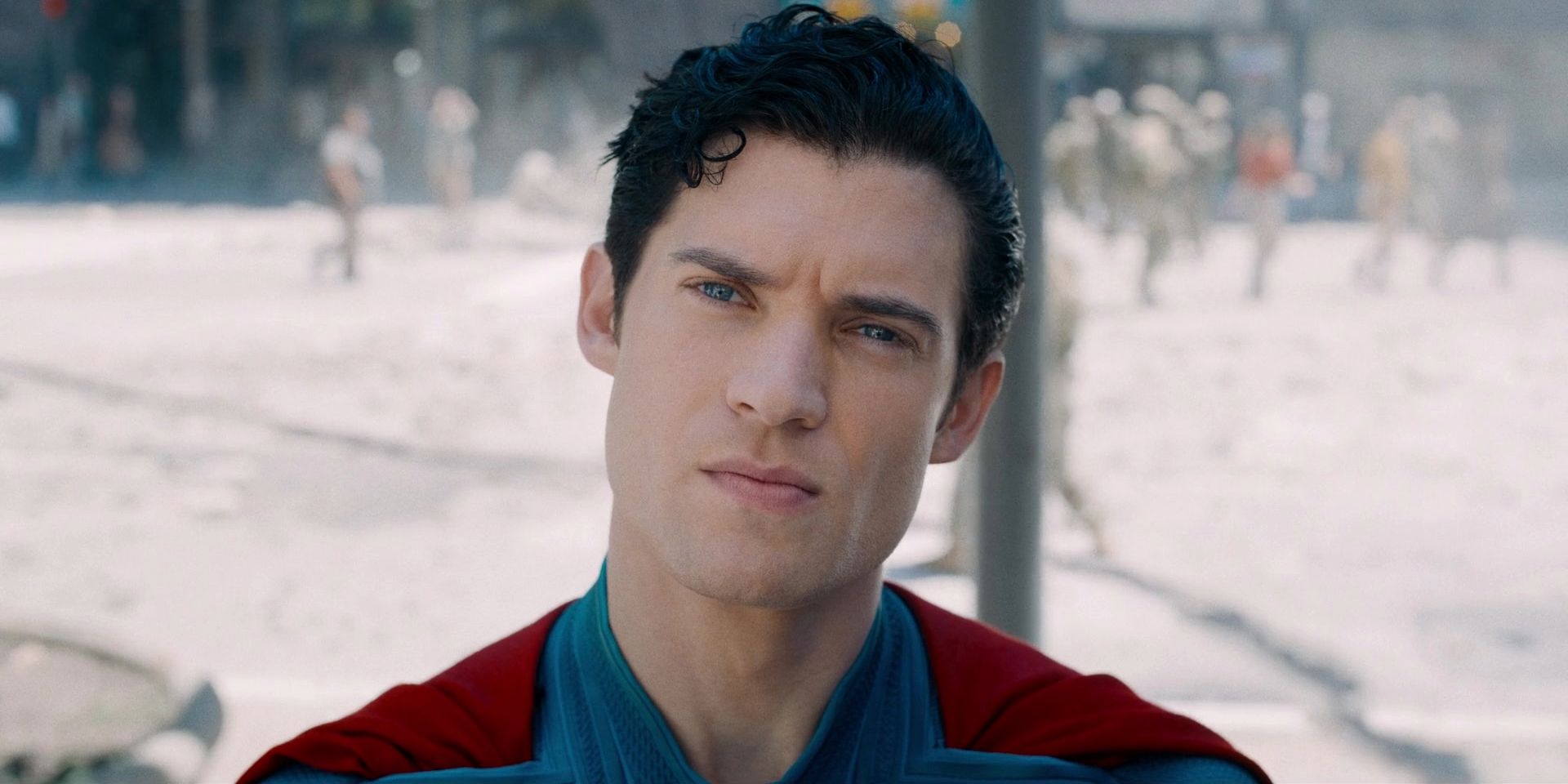 Scena dopo i titoli di coda di superman: la scelta controversa di james gunn nel dcu
