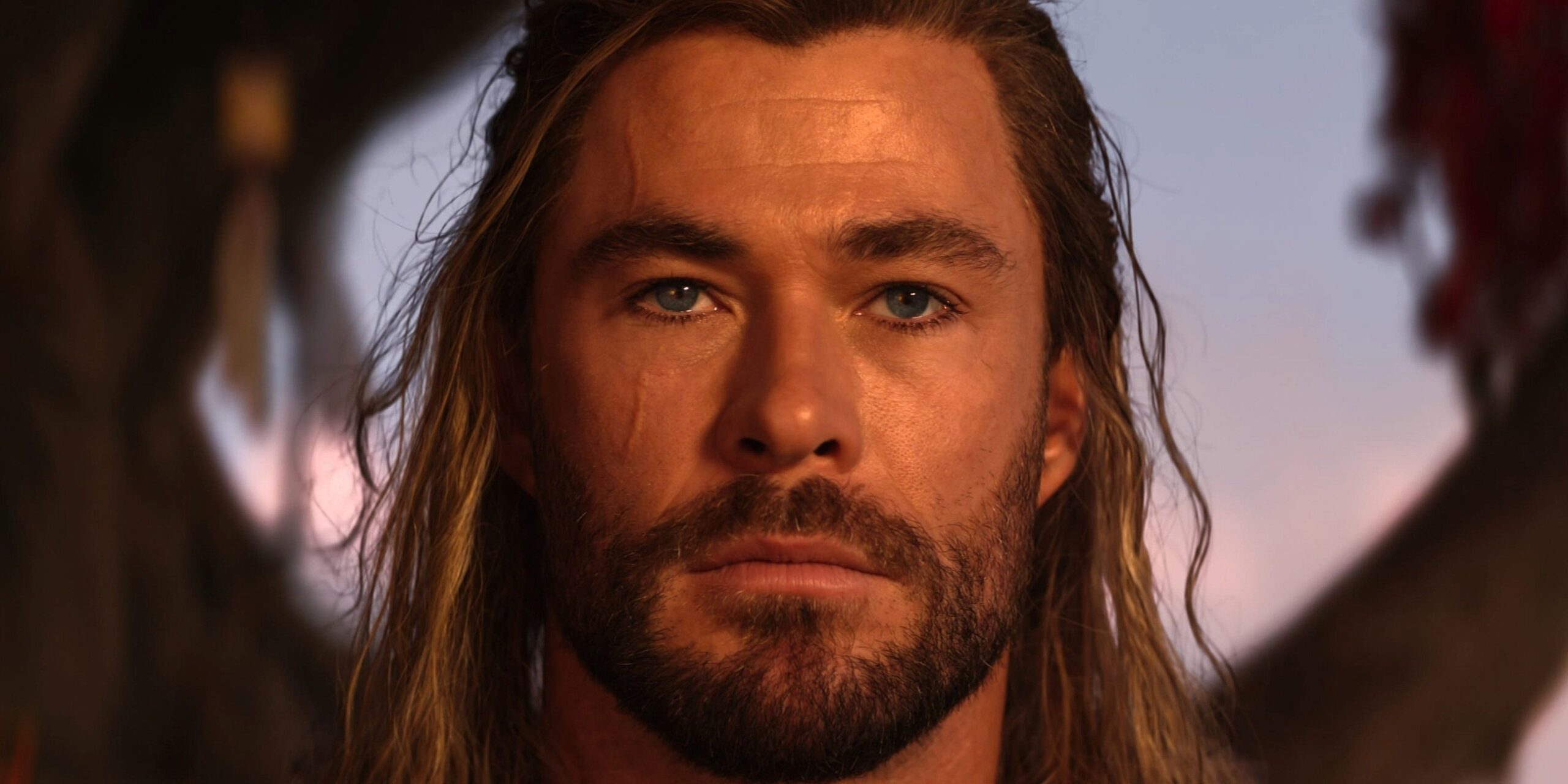 Nuovo attore sostituisce chris hemsworth nel ruolo di thor in marvel zombies