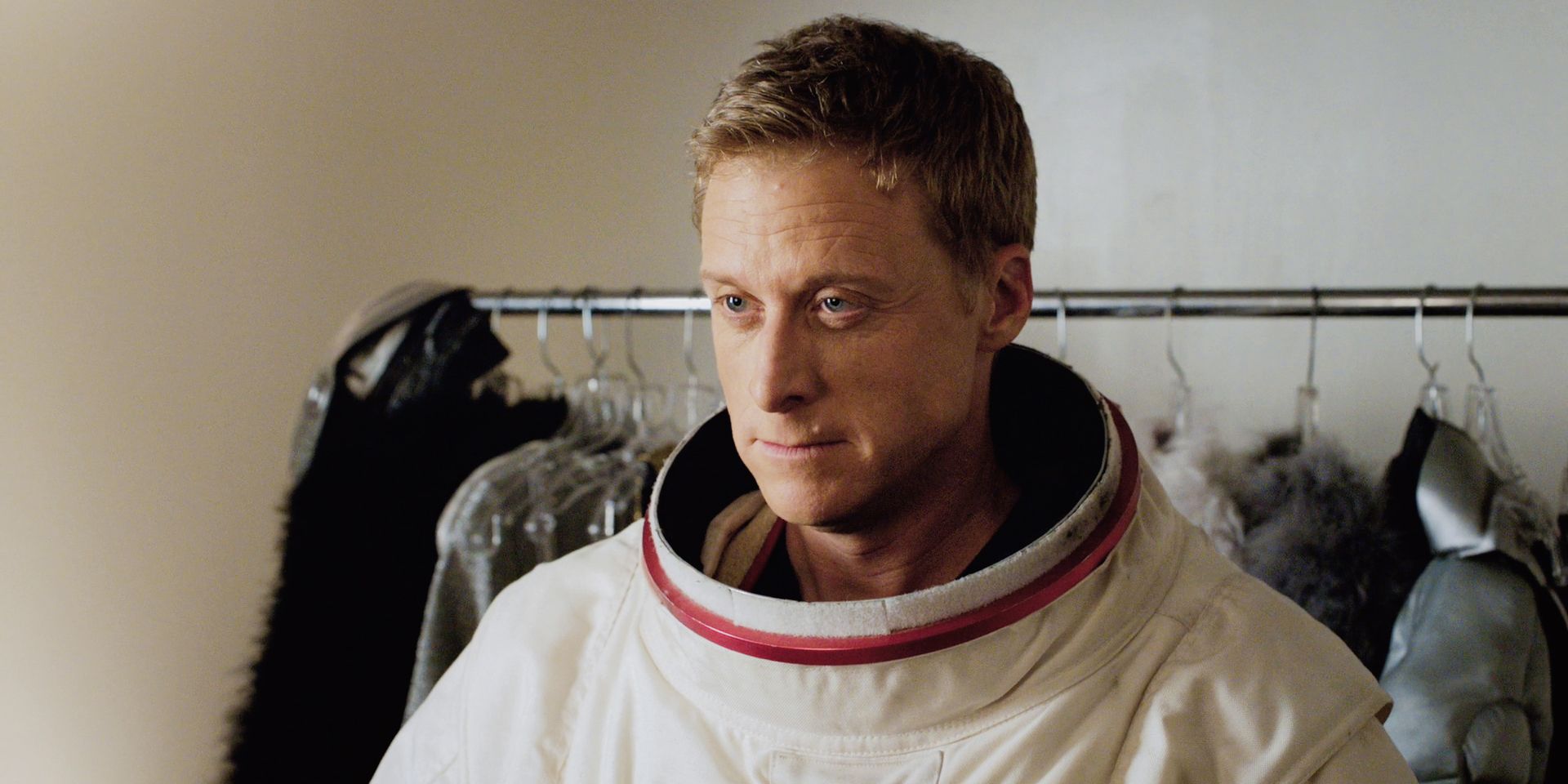Con Man: la serie tv nascosta che sostituisce Firefly Con Man: la serie tv nascosta che sostituisce Firefly