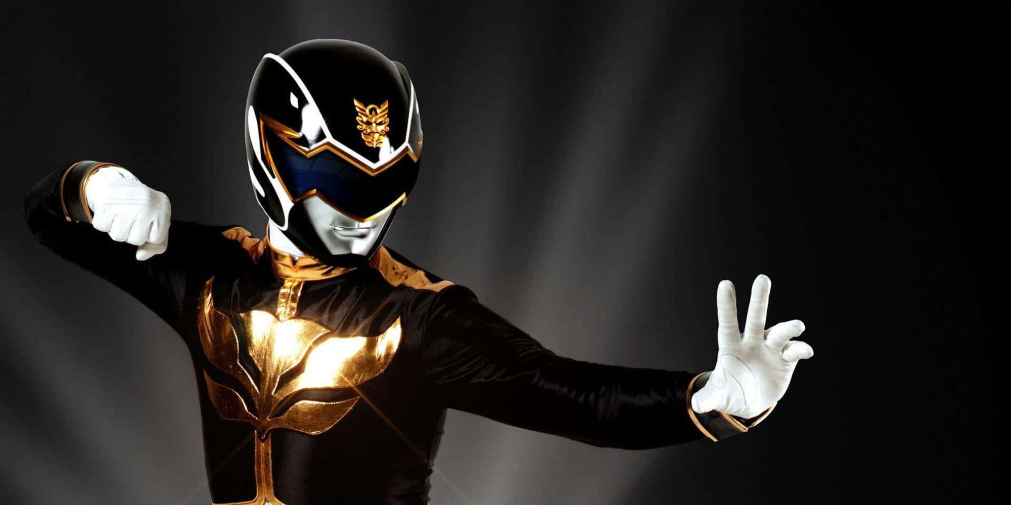 Il  black ranger di power rangers prime ha un padre cattivo