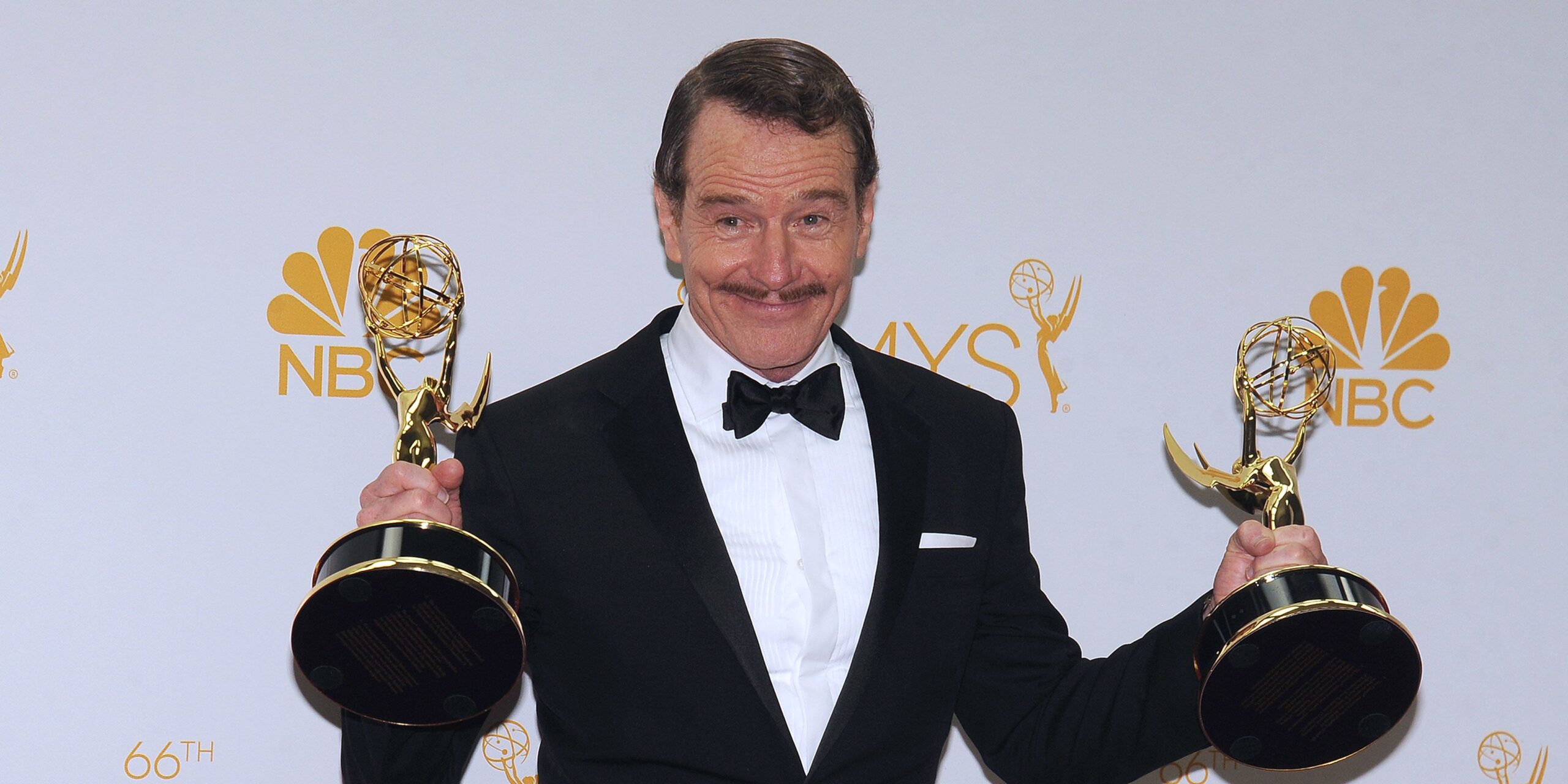 Bryan cranston vince il suo settimo emmy come miglior attore non protagonista Bryan cranston vince il suo settimo emmy come miglior attore non protagonista