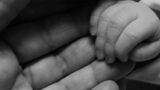 Attrice italiana diventata mamma a 48 anni: l’emozionante annuncio
