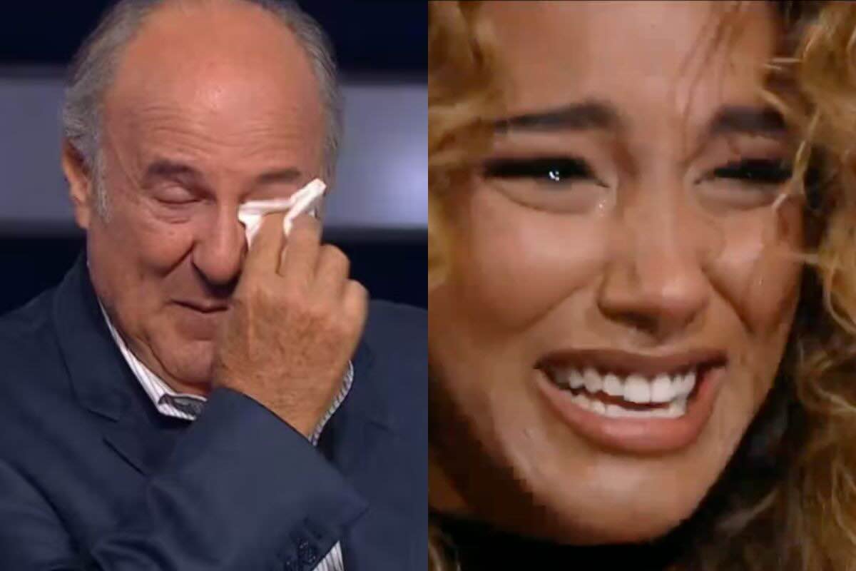 Ruota della fortuna: il commovente momento di samira e gerry scotti Ruota della fortuna: il commovente momento di samira e gerry scotti